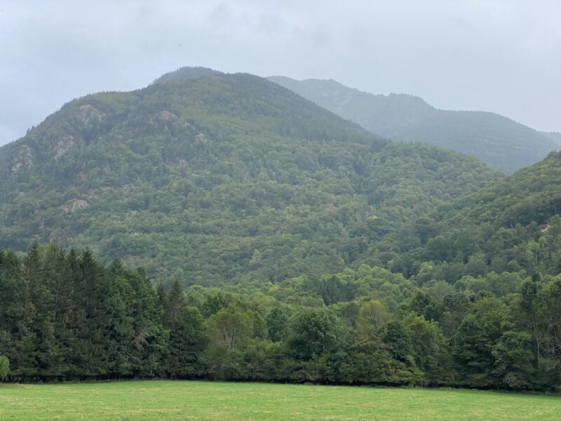 Hiking in the French Pyrenees. Image © PlanetSKI